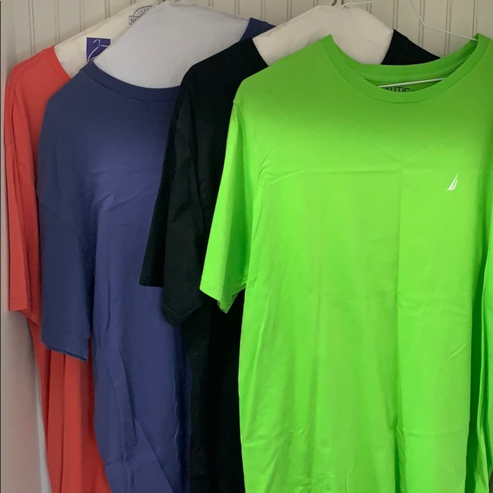 6 Men’s Nautica TShirts